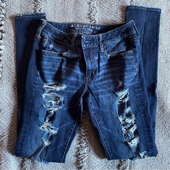 AE Ripped Jeans - Picture 3 of 3